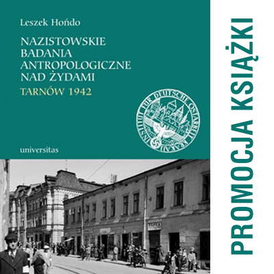 Okładka książki: Pod tytułem fragment ulicy na archiwalnej fotografii